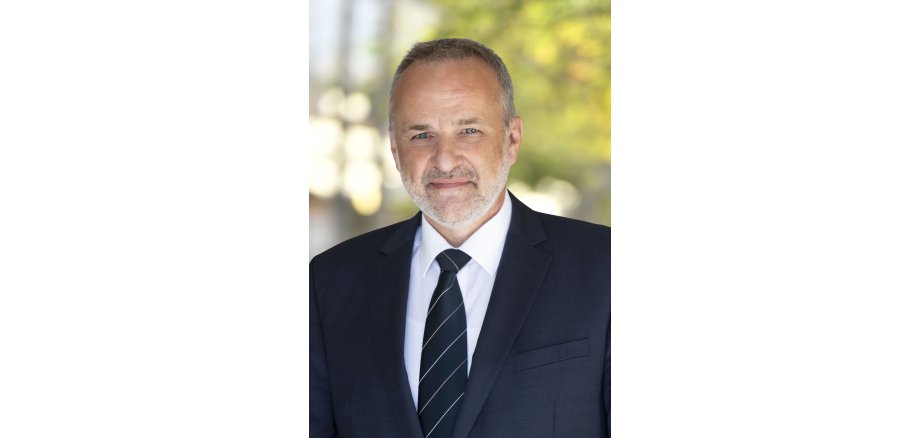 Bürgermeister Jörg Schmidt Bürgermeister Jörg Schmidt (offizielles Foto)