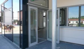 Köb Berkum: Der Eingang zur „Bücherwelt“ im Katholischen Familienzentrum St. Marien. (Foto: Privat) Köb Berkum: Der Eingang zur „Bücherwelt“ im Katholischen Familienzentrum St. Marien. (Foto: Privat)