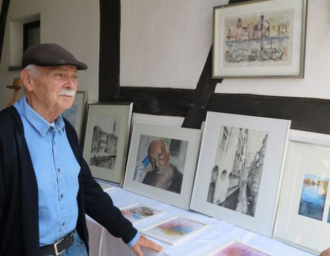 Aquarelle und Pastellzeichnungen von Enno Frandsen. (Foto: Gemeinde Wachtberg/mm)