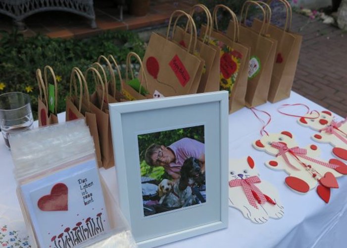 Grußkarten und schönes Allerlei von Ursula Riebartsch. (Foto: Gemeinde Wachtberg/mm)