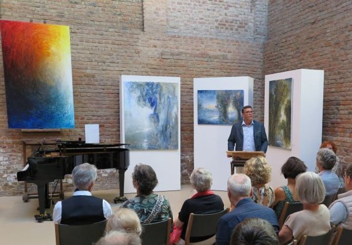 Der stellvertretende Bürgermeister Volker Gütten hielt die Schlussrede der 15. Wachtberger Kulturwochen. (Foto: Gemeinde Wachtberg/mm) 