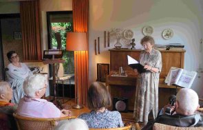Lyrik-Lesung: Lesung „Metamorphosen“ von und mit Ursula Contzen. (Foto: Gemeinde Wachtberg/mm)