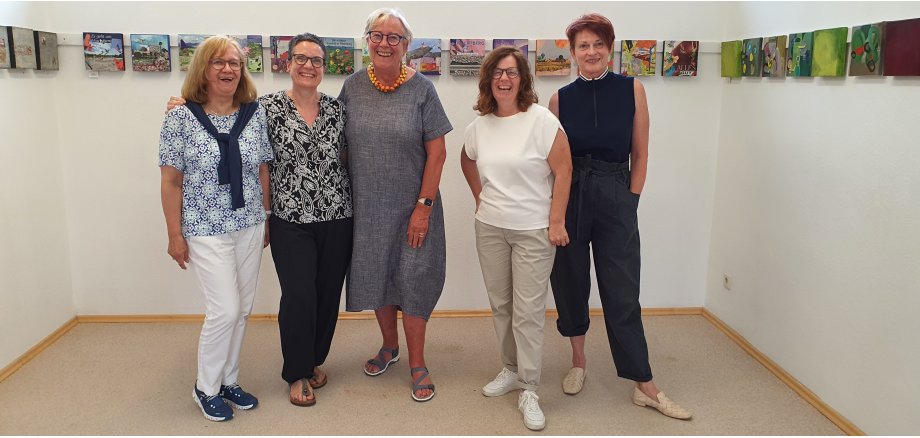 Künstlerinnen im Atelier 1880 (v.l.) Claudia Becher, Ina Lehnertz, Hiltrud Westheide, Beatrix Mursch und Beate Meffert-Schmengler