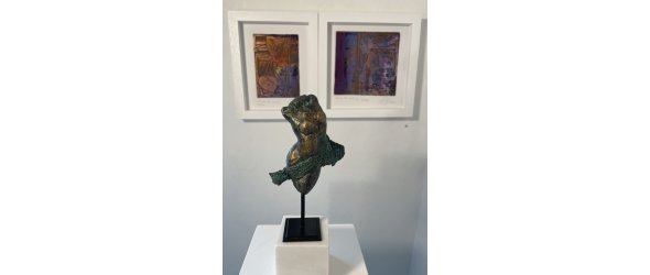 Bronzearbeit „Fliegende Venus“ von Beate Meffert-Schmengler Bronzearbeit „Fliegende Venus“ von Beate Meffert-Schmengler