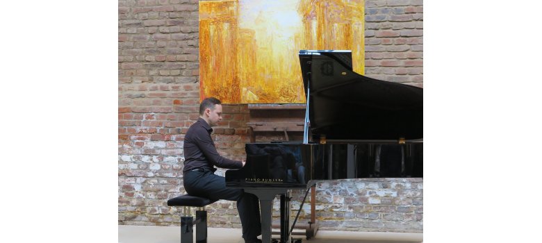 Konstantin Zvyagin spielt Liszt und Wagner