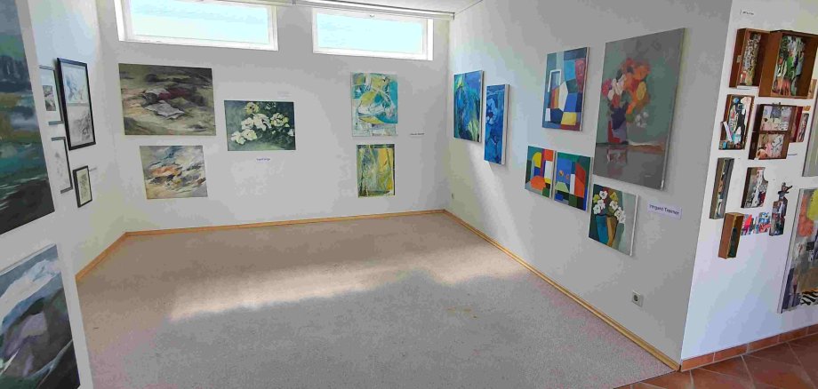Atelier 18/80 - Blick in die Galerie. (Foto: Gemeinde Wachtberg/mf)